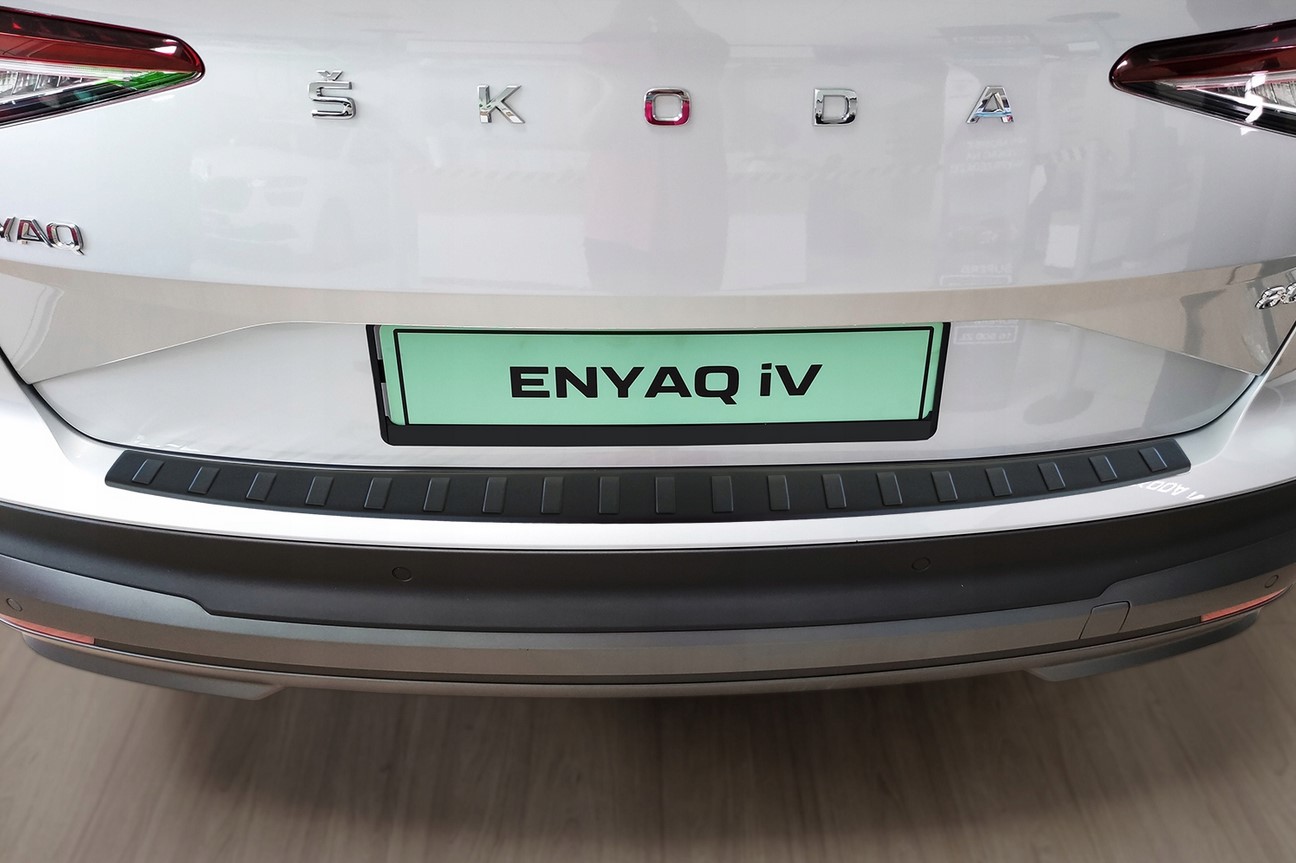 Ochranná lišta zadního nárazníku Škoda Enyaq, 2021-, Mat Black