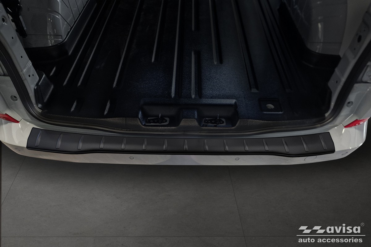 Ochranná lišta zadního nárazníku Ford Custom Transit/Tourneo, 2023- , Mat Black