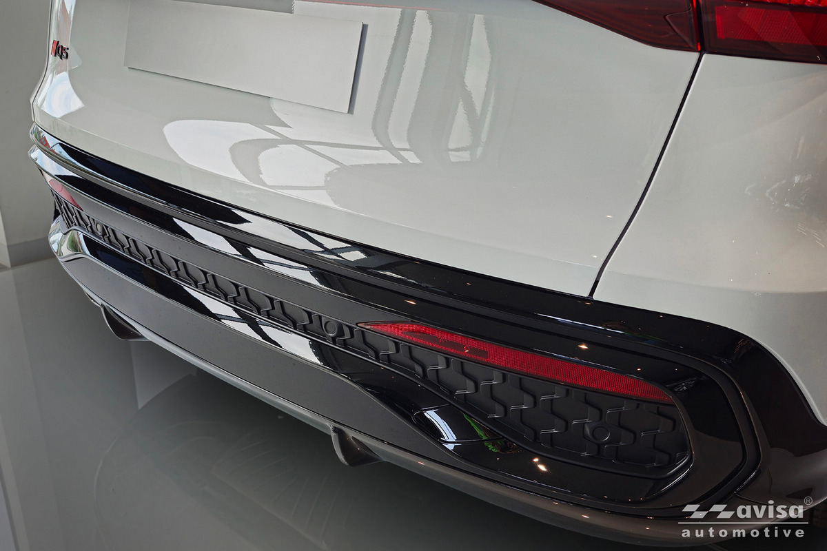 Ochranná lišta zadního nárazníku Audi Q5 III, 2024- , Black