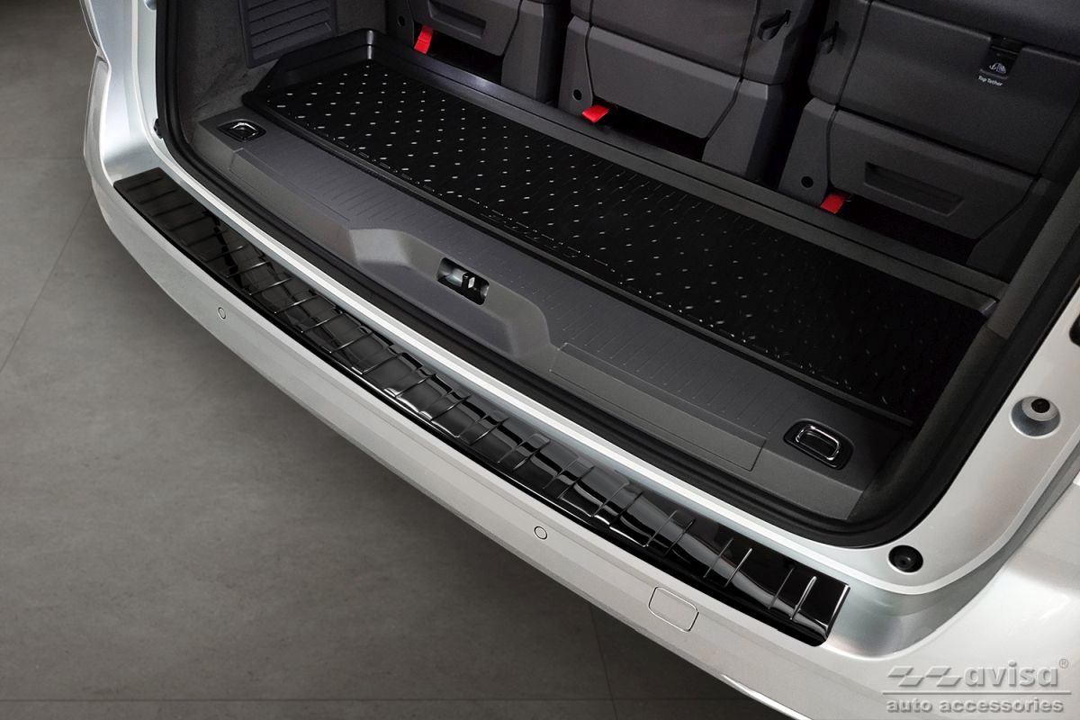 Ochranná lišta zadního nárazníku Volkswagen T7, 2021- , Multivan, Glossy Black