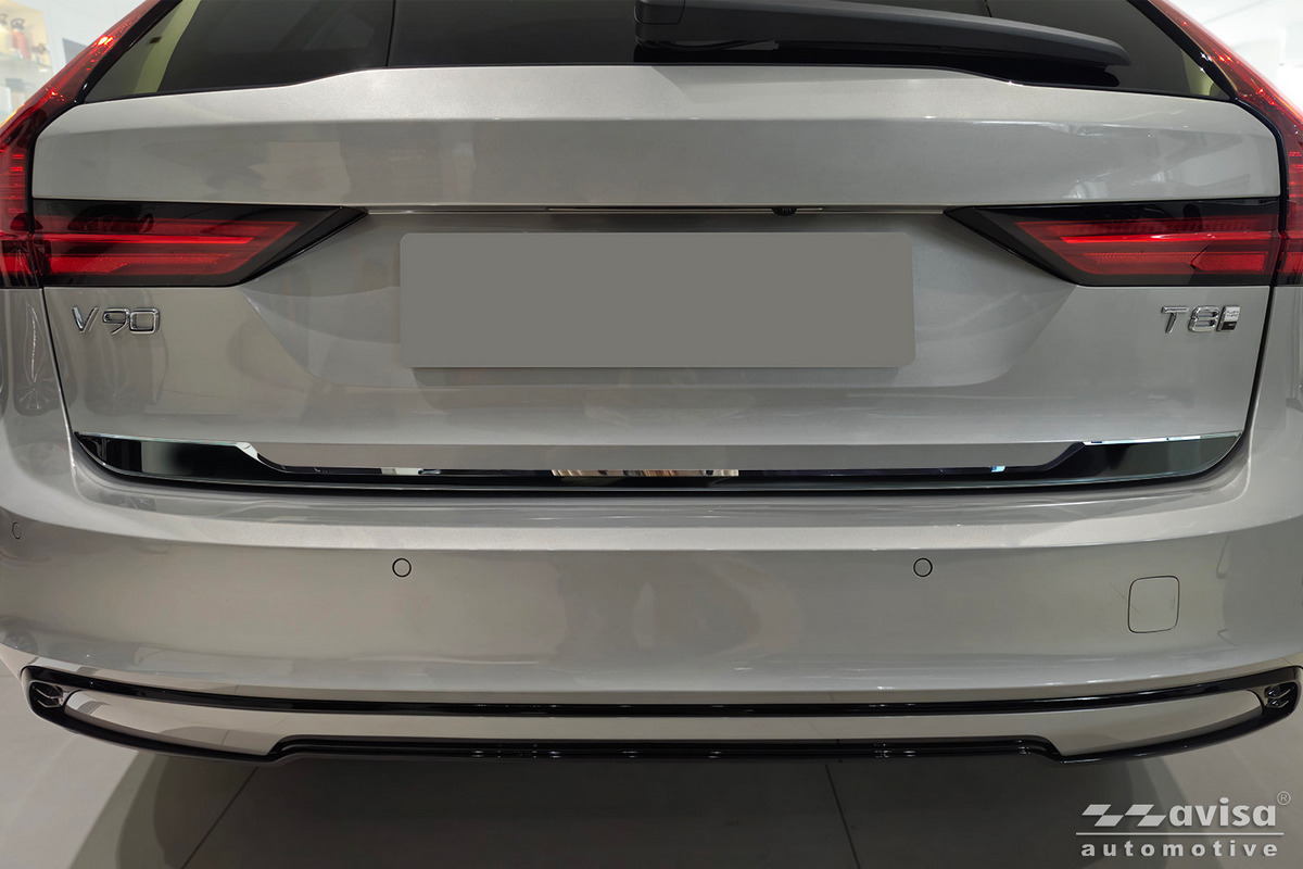 Ozdobná lišta na víko kufru do Volvo V90, 2016-, Glossy Black