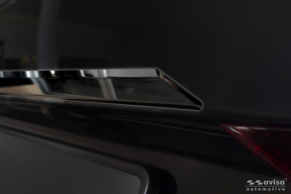 Ozdobná lišta na víko kufru do Volvo V60 II, 2018-, Combi, Glossy Black