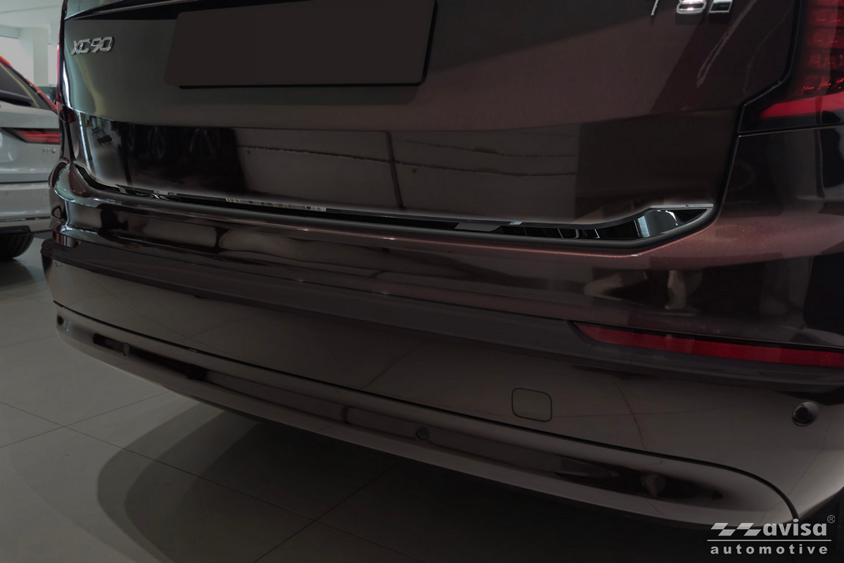 Ozdobná lišta na víko kufru do Volvo XC90 II, 2014-, Glossy Black