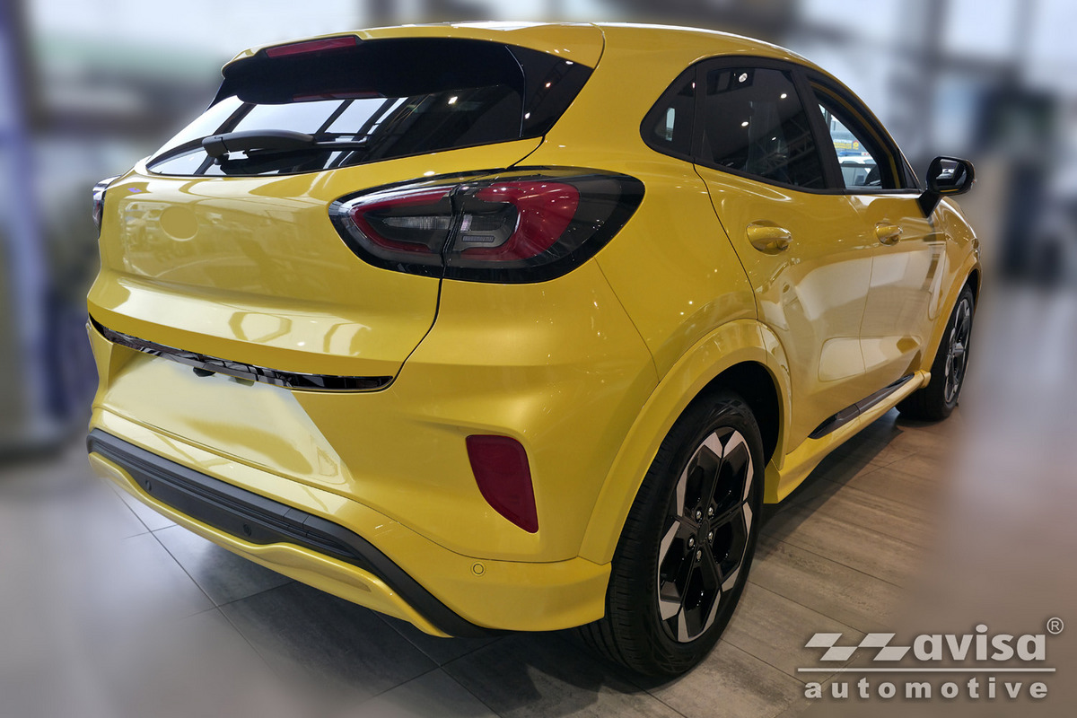 Ozdobná lišta na víko kufru do Ford Puma, 2019-, Glossy Black