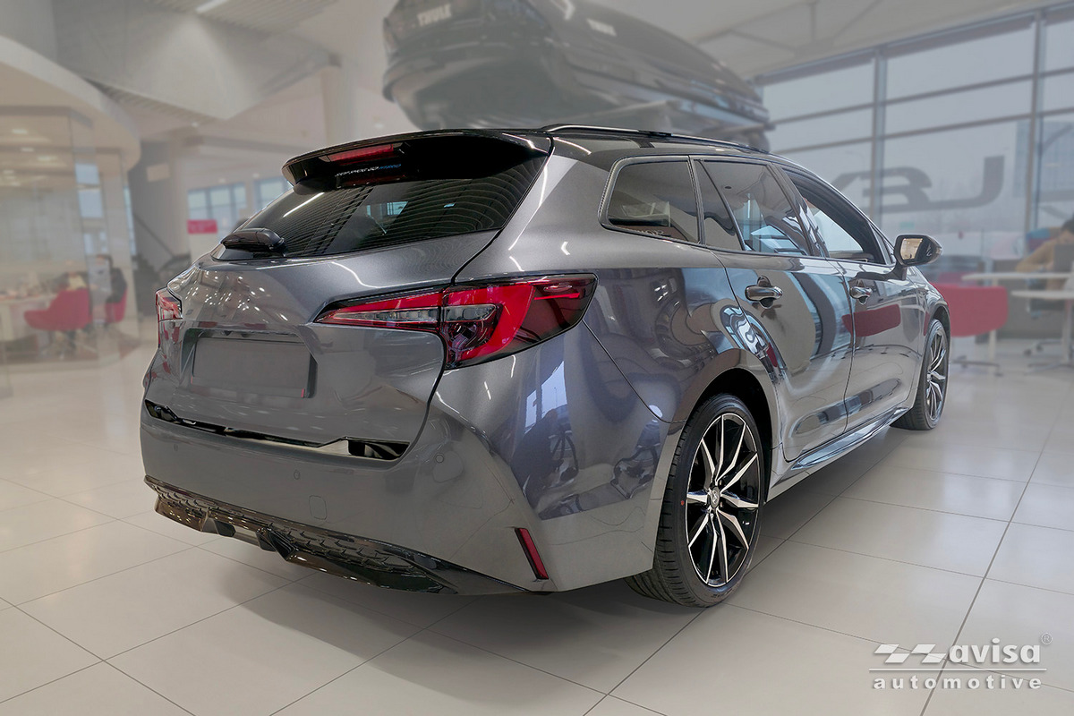 Ozdobná lišta na víko kufru do Toyota Corolla XII, 2018-, Combi, Glossy Black