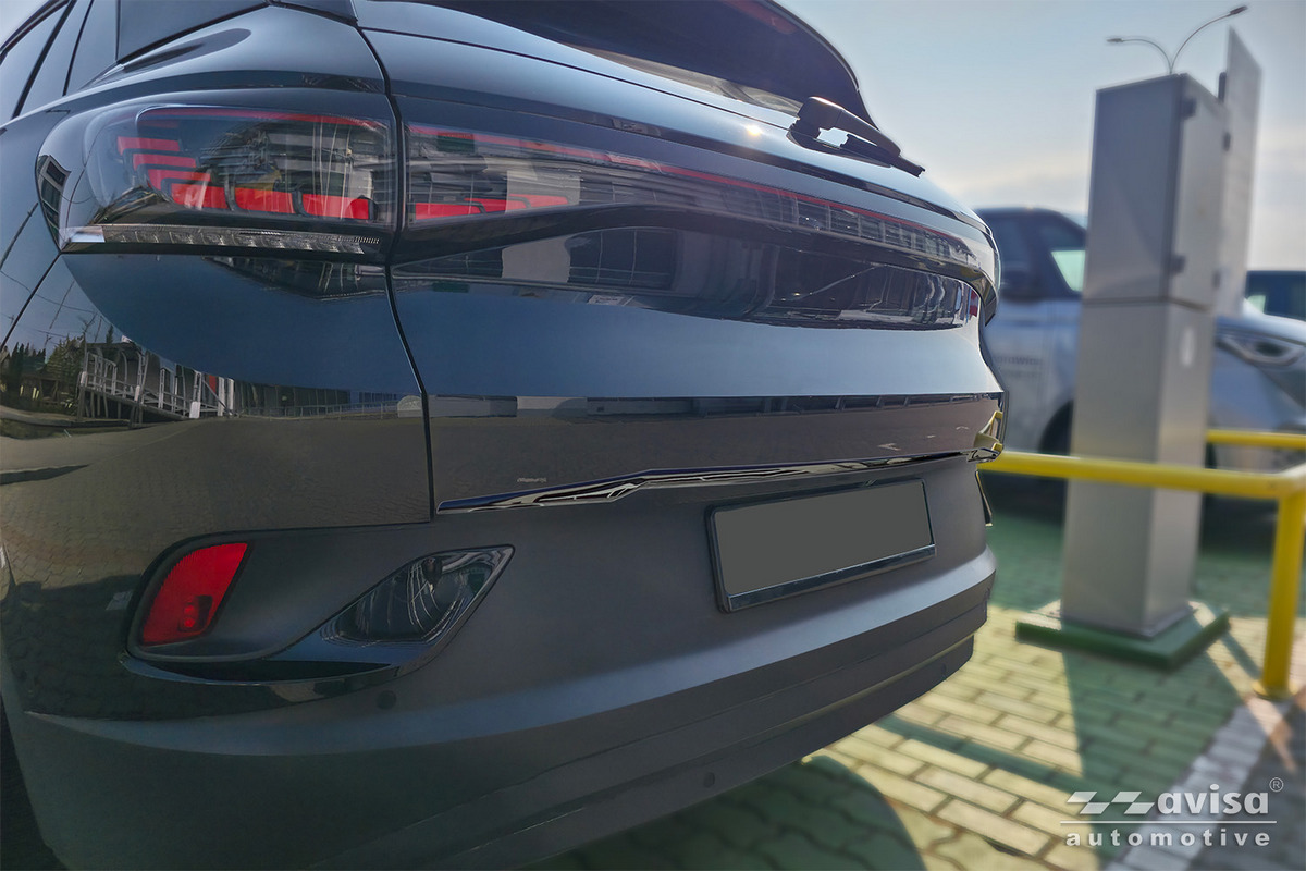 Ozdobná lišta na víko kufru do VW ID.4, 2020-, Glossy Black