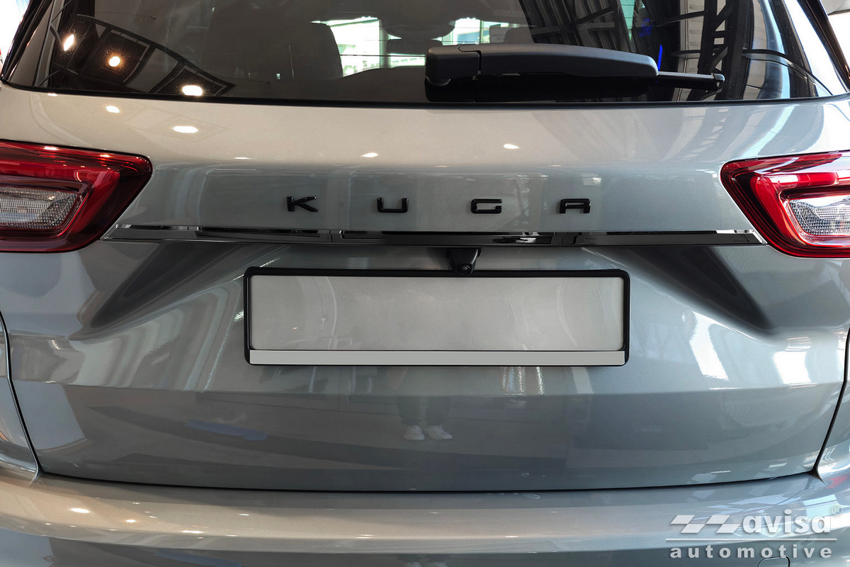 Ozdobná lišta na víko kufru do Ford Kuga III, 2019-, Hybrid, ST-Line, Vignale, Glossy Black