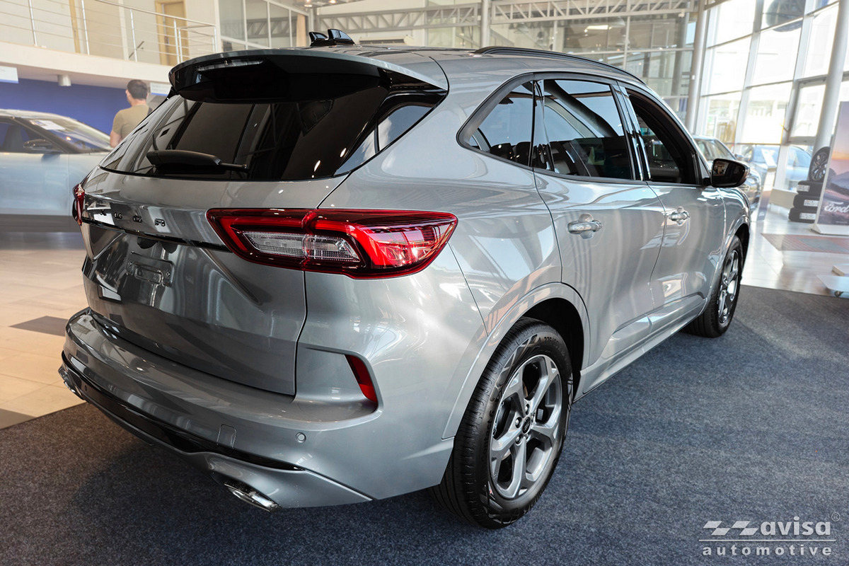 Ozdobná lišta na víko kufru do Ford Kuga III, 2019-, Hybrid, ST-Line, Vignale, Glossy Black