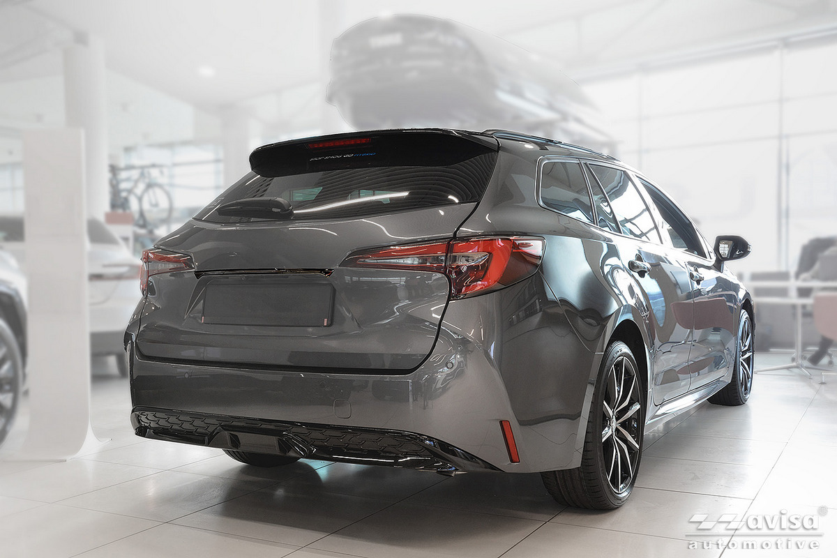 Ozdobná lišta na víko kufru do Toyota Corolla XII, 2018-, Combi, Glossy Black