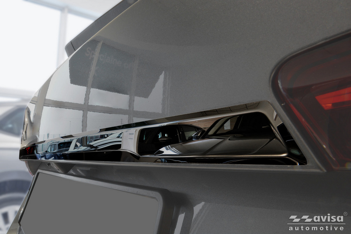 Ozdobná lišta na víko kufru do Škoda Fabia IV, 2021-, Hatchback, Glossy Black