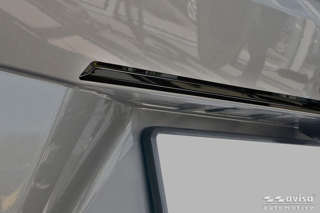 Ozdobná lišta na víko kufru do Kia Sorento IV,  2021-,  Glossy Black