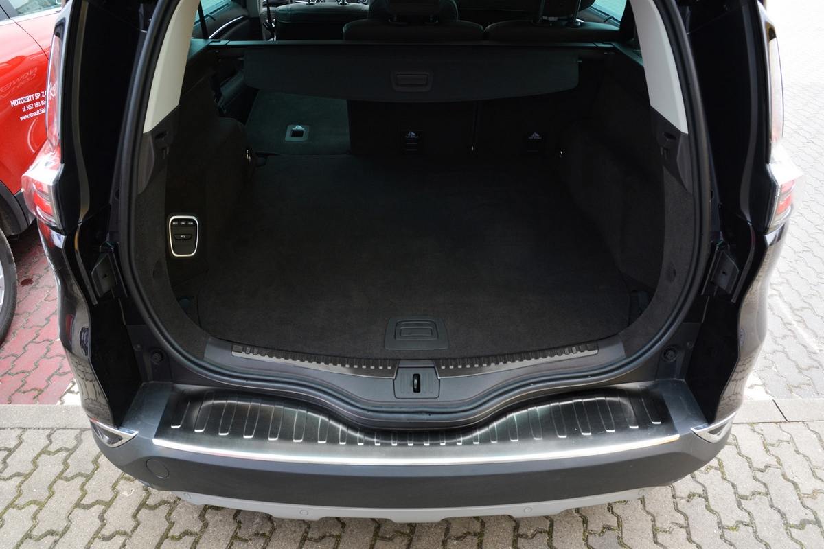 Lišta na nárazník - Kryt hrany kufru, Renault Espace V, 2014- ,