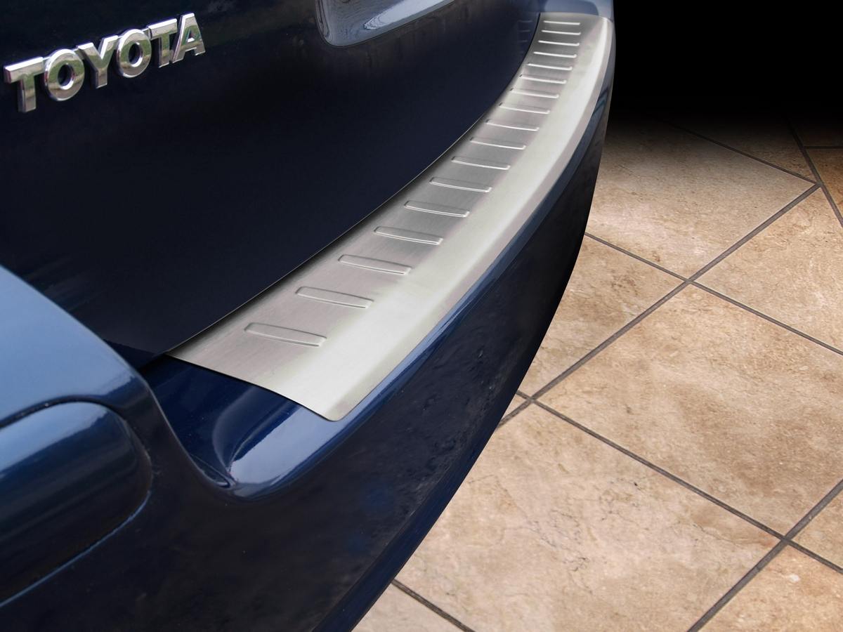 Lišta na nárazník - Kryt hrany kufru, Toyota Avensis II, 2003-2009, Combi