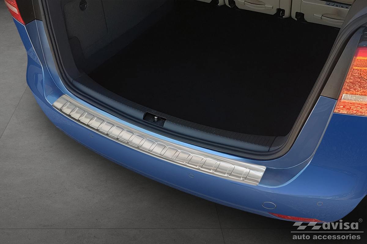Lišta na nárazník - Kryt hrany kufru, VW Touran I, 2010-2016
