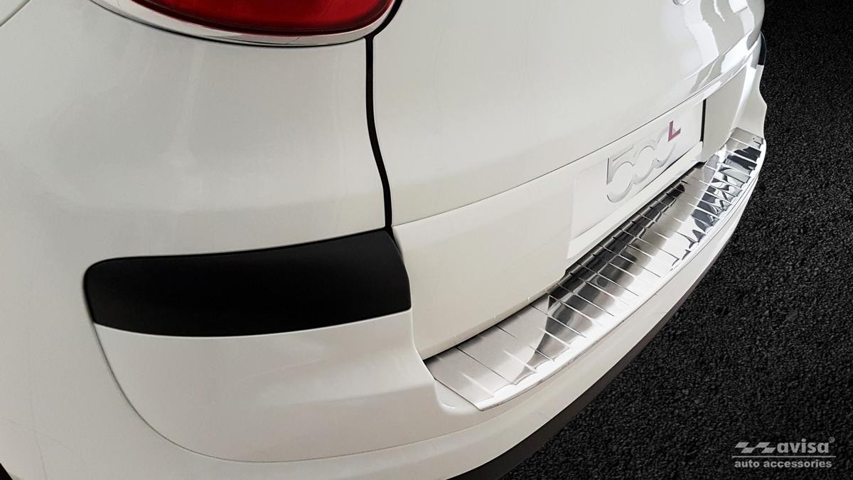 Lišta na nárazník - Kryt hrany kufru, Fiat 500L, 2018- , Facelift