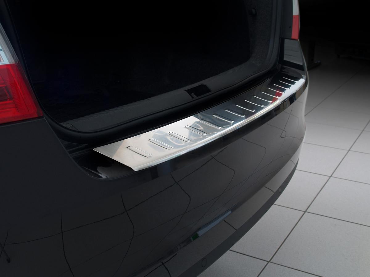 Lišta na nárazník - Kryt hrany kufru, Skoda Octavia III, 2012-2020, Liftback