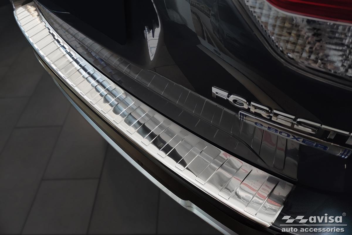 Lišta na nárazník - Kryt hrany kufru, Subaru Forester V, 2018- ,