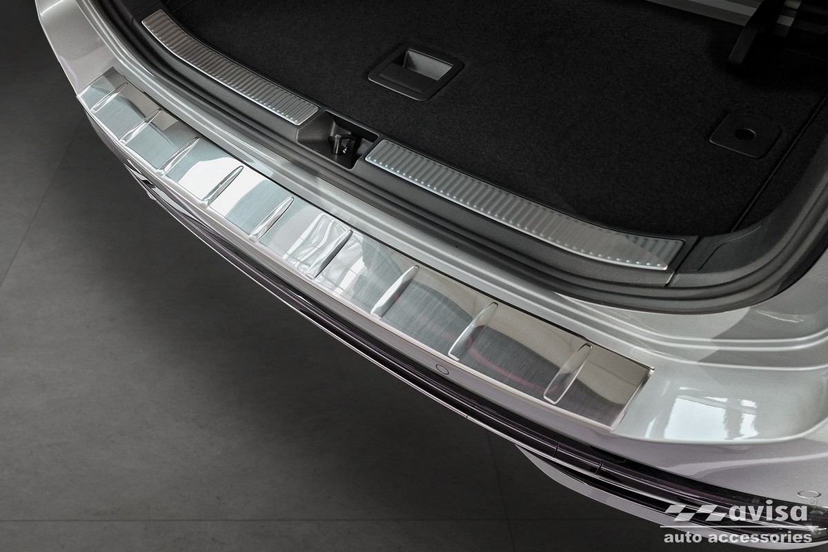 Lišta na nárazník - Kryt hrany kufru, VW Passat B9, 2024- ,Variant, Combi