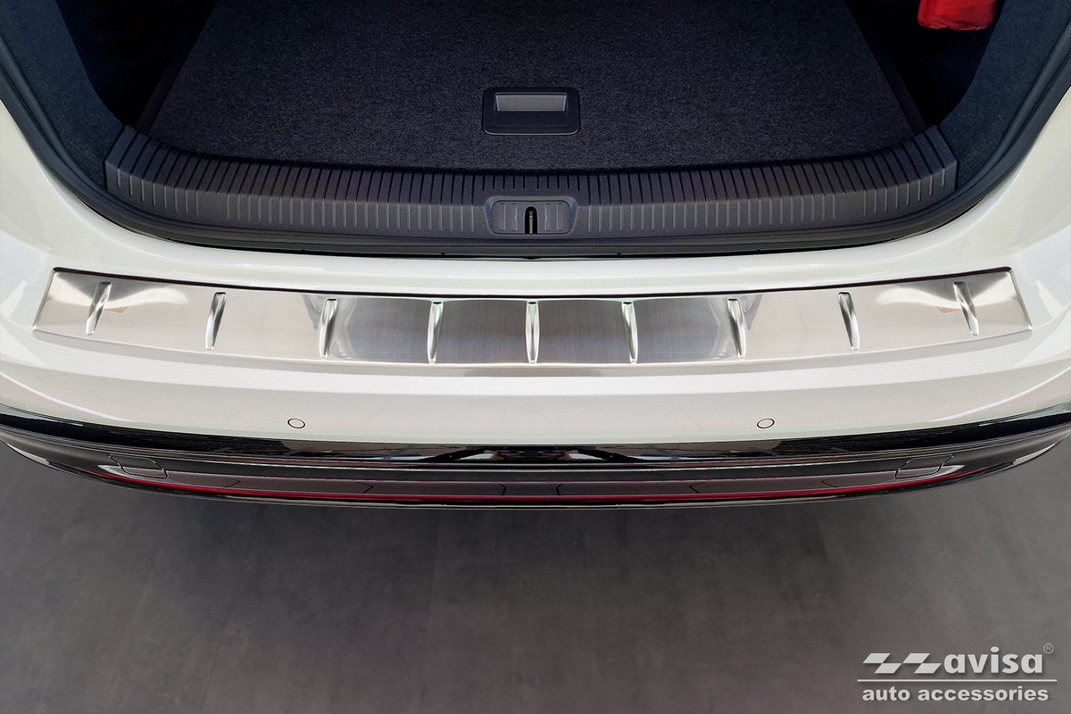 Lišta na nárazník - Kryt hrany kufru, VW ID.7, 2023- , Sedan