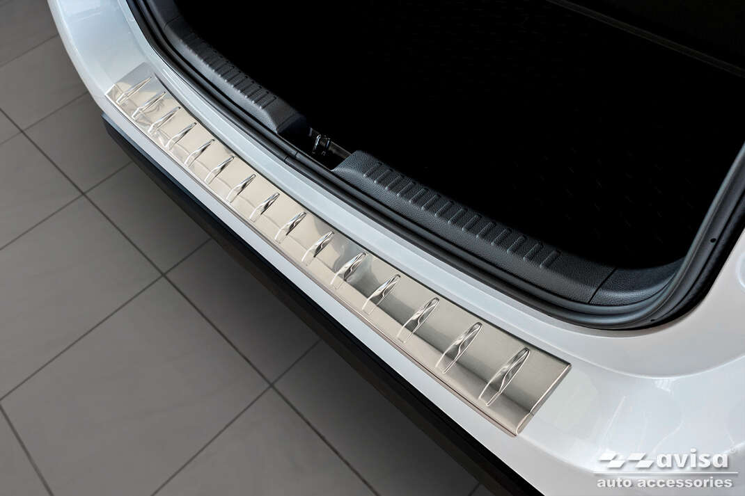 Lišta na nárazník - Kryt hrany kufru, Mazda 2 IV, 2022-, Hybrid