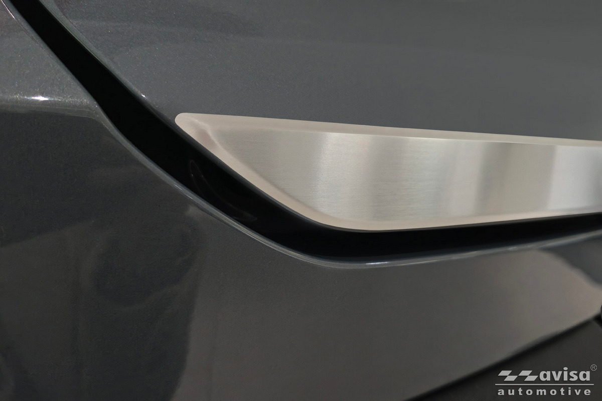 Ozdobná lišta na víko kufru do Volvo XC40, 2017-,