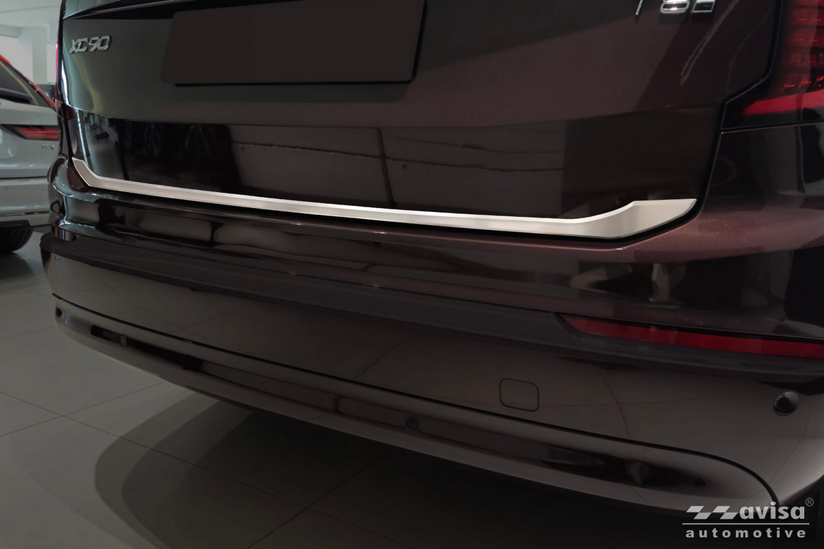 Ozdobná lišta na víko kufru do Volvo XC90 II, 2014-,