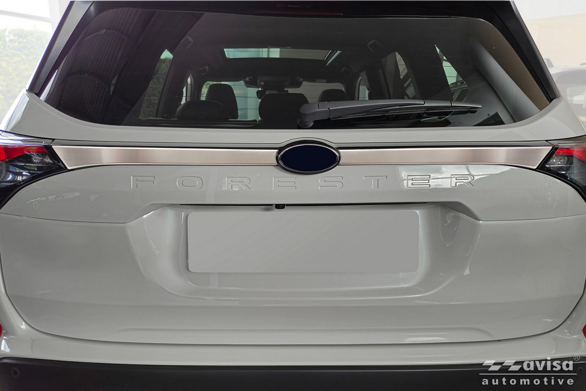 Ozdobná lišta na víko kufru do Subaru Forester VI, 2025-,