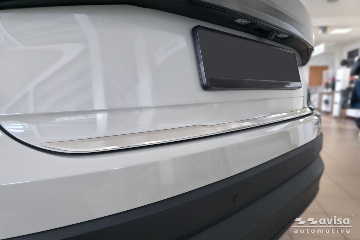 Ozdobná lišta na víko kufru do VW Taigo, 2021-,