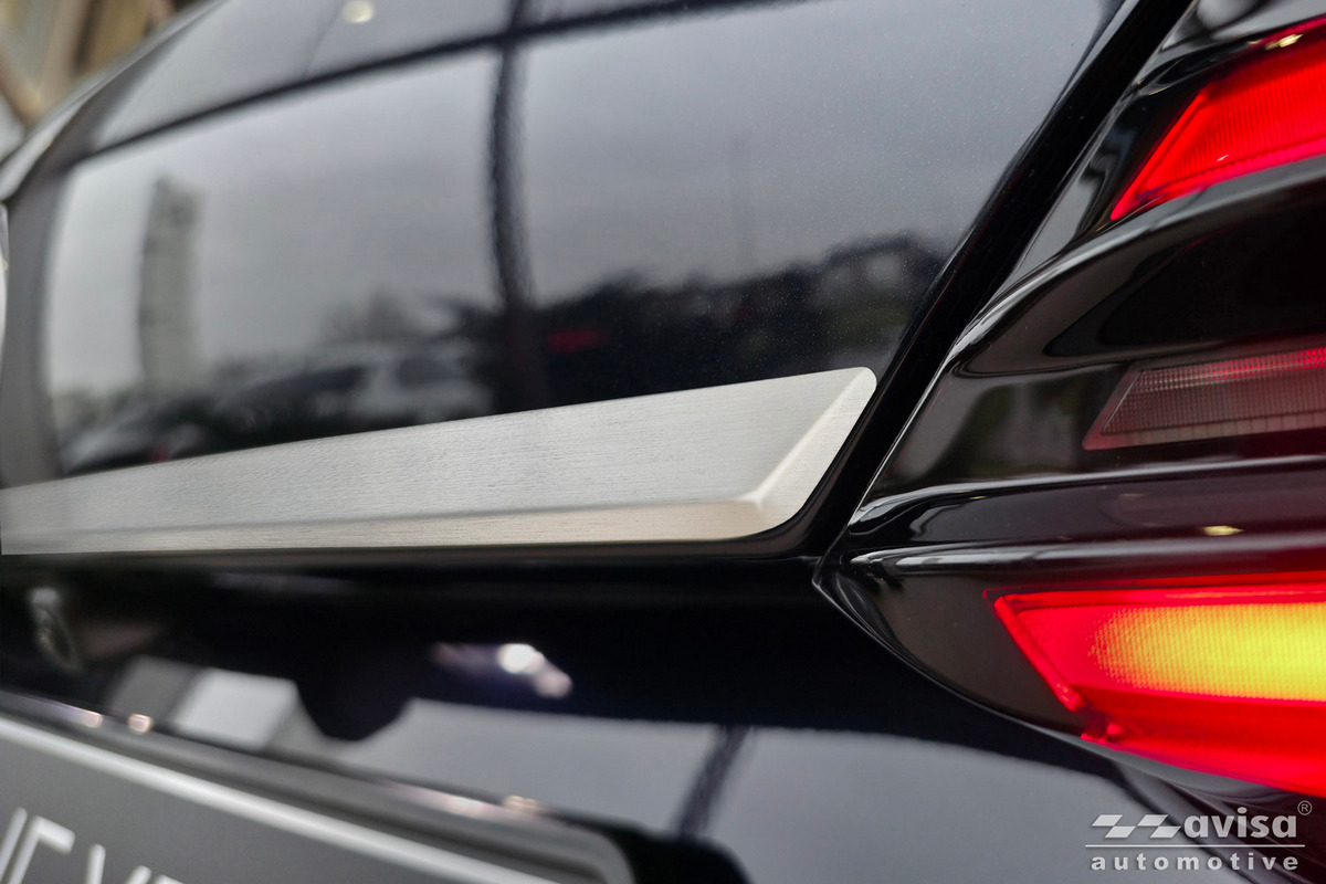 Ozdobná lišta na víko kufru do BMW X5,  G05,  2018-,  M-Paket