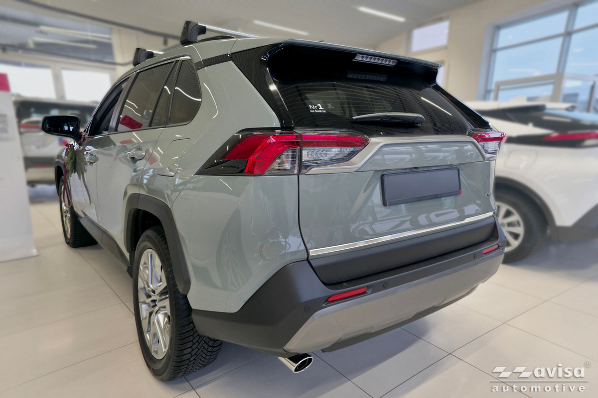 Ozdobná lišta na víko kufru do Toyota RAV 4 V, 2018-2026