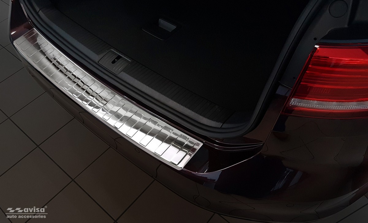 Lišta na nárazník - Kryt hrany kufru, VW Passat B8, 2014-2023, Combi