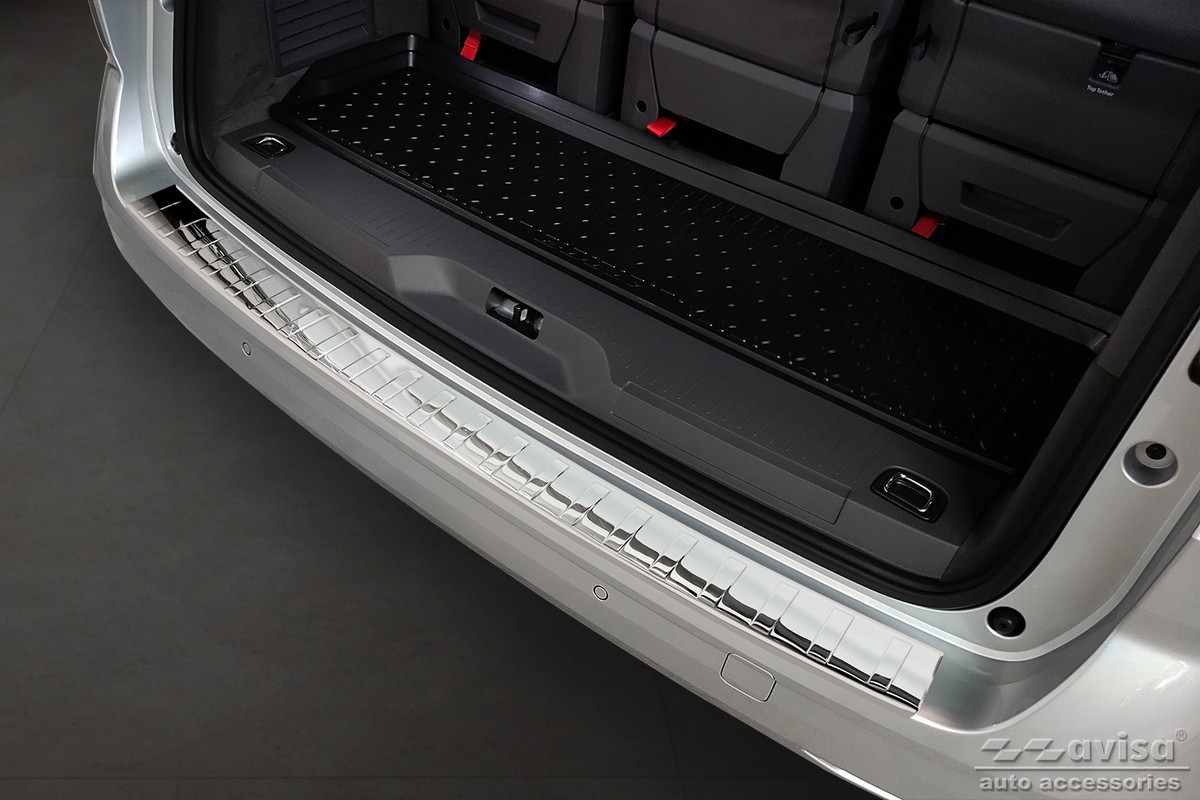 Lišta na nárazník - Kryt hrany kufru, Volkswagen T7, 2021- , Multivan
