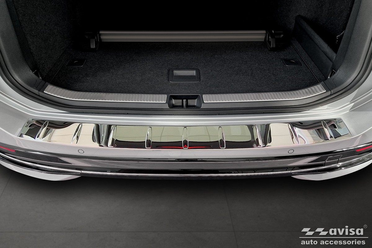 Lišta na nárazník - Kryt hrany kufru, VW Passat B9, 2024- ,Variant, Combi