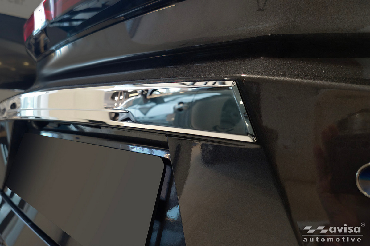 Ozdobná lišta na víko kufru do Toyota C-HR, 2023-,