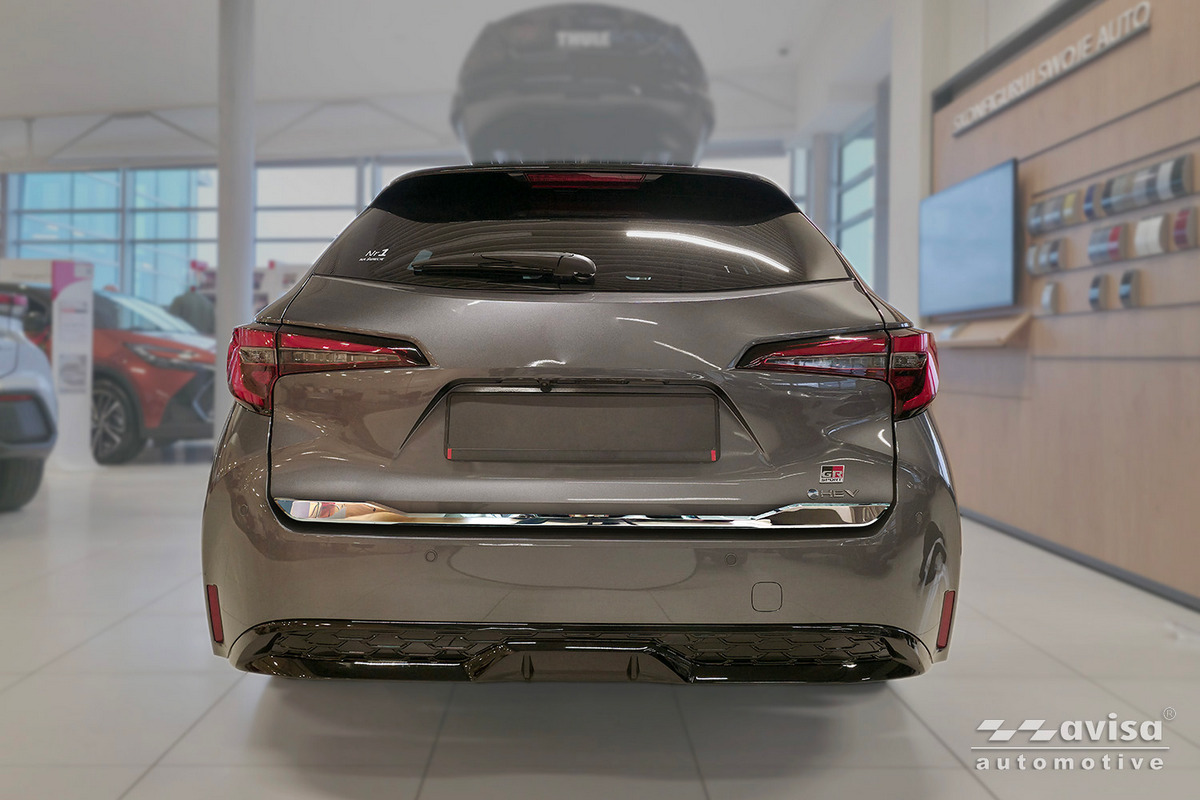Ozdobná lišta na víko kufru do Toyota Corolla XII, 2018-, Combi