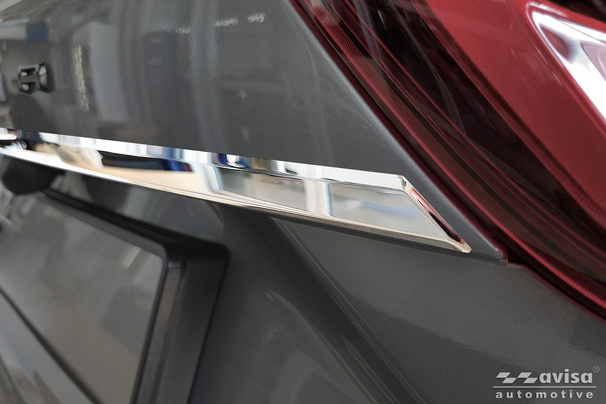Ozdobná lišta na víko kufru do Ford Kuga III,  2019-,  Hybrid,  ST-Line,  Vignale