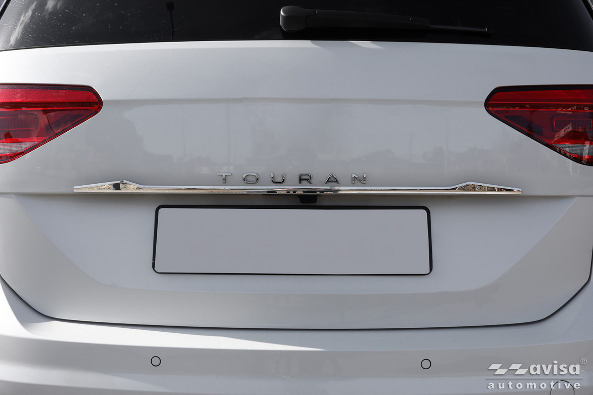 Ozdobná lišta na víko kufru do VW Touran II, 2016-,