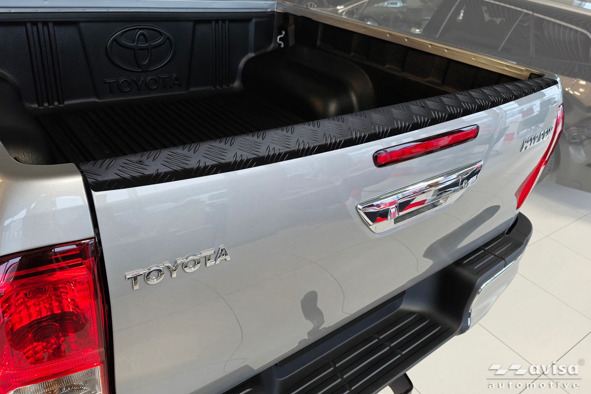 Lišta na zadní víko do Toyota Hilux, 2021- , Facelift