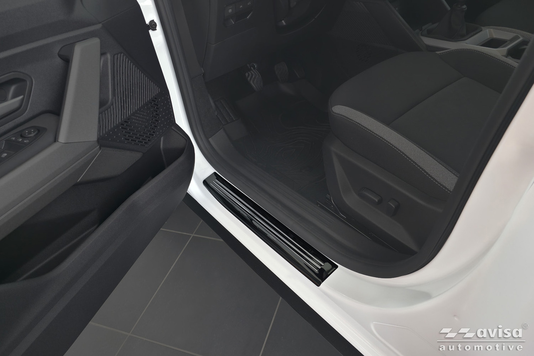Ochranné kryty prahů, Dacia Bigster, 2024- , Glossy Black