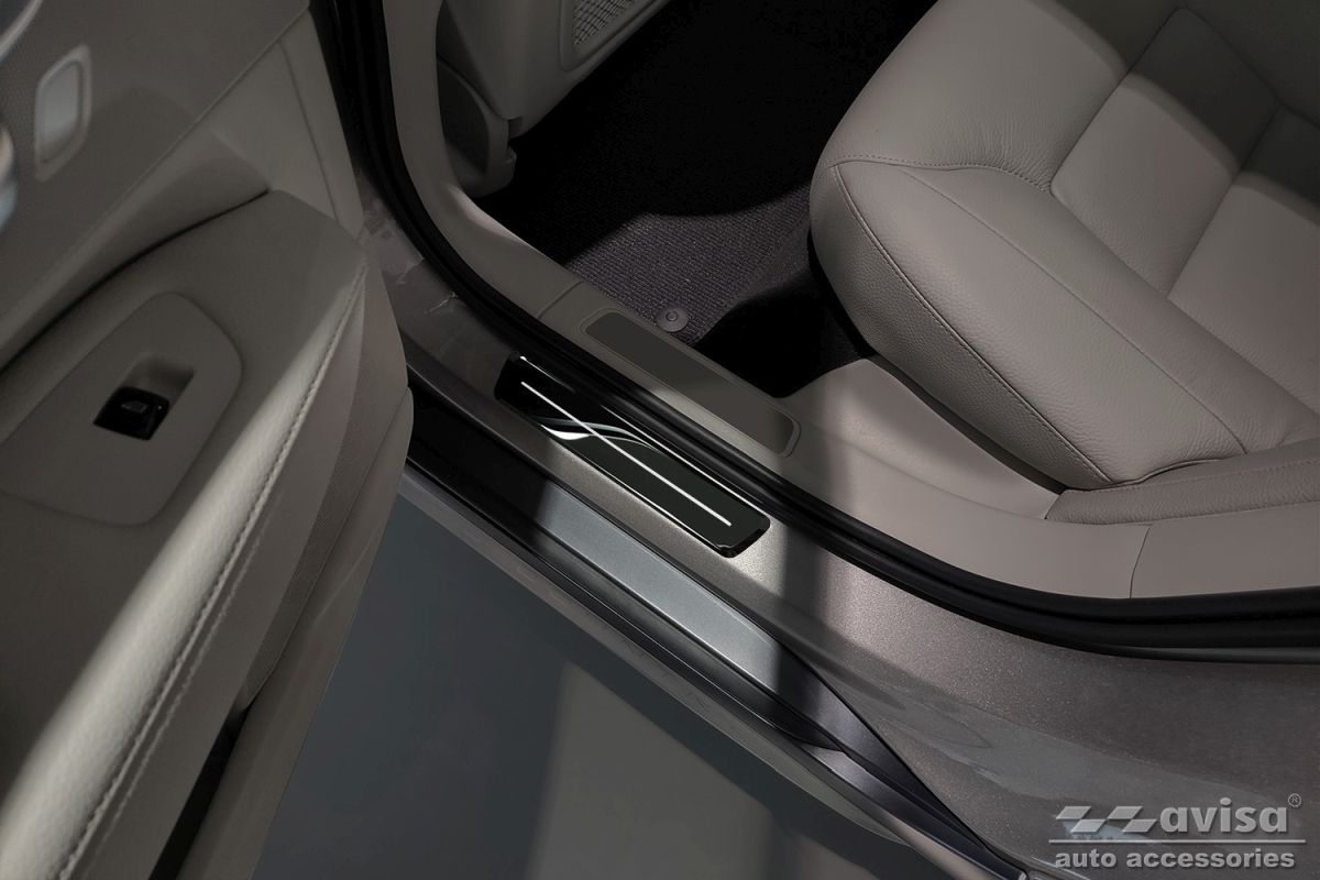 Ochranné kryty prahů, Volvo V90, 2016- , Hybrid , Glossy black