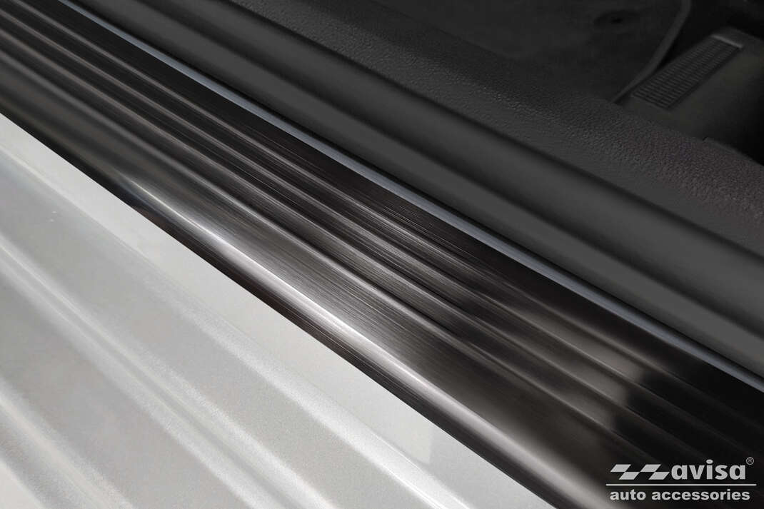 Ochranné kryty prahů, Škoda Octavia IV, 2020- , Black