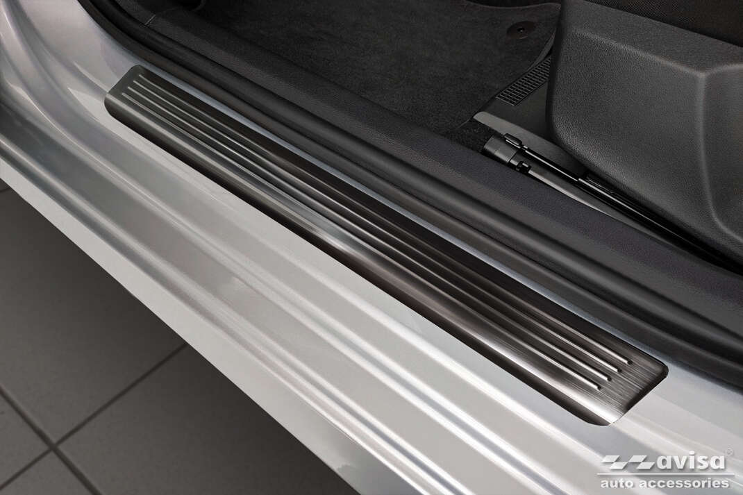 Ochranné kryty prahů, Škoda Octavia IV, 2020- , Black