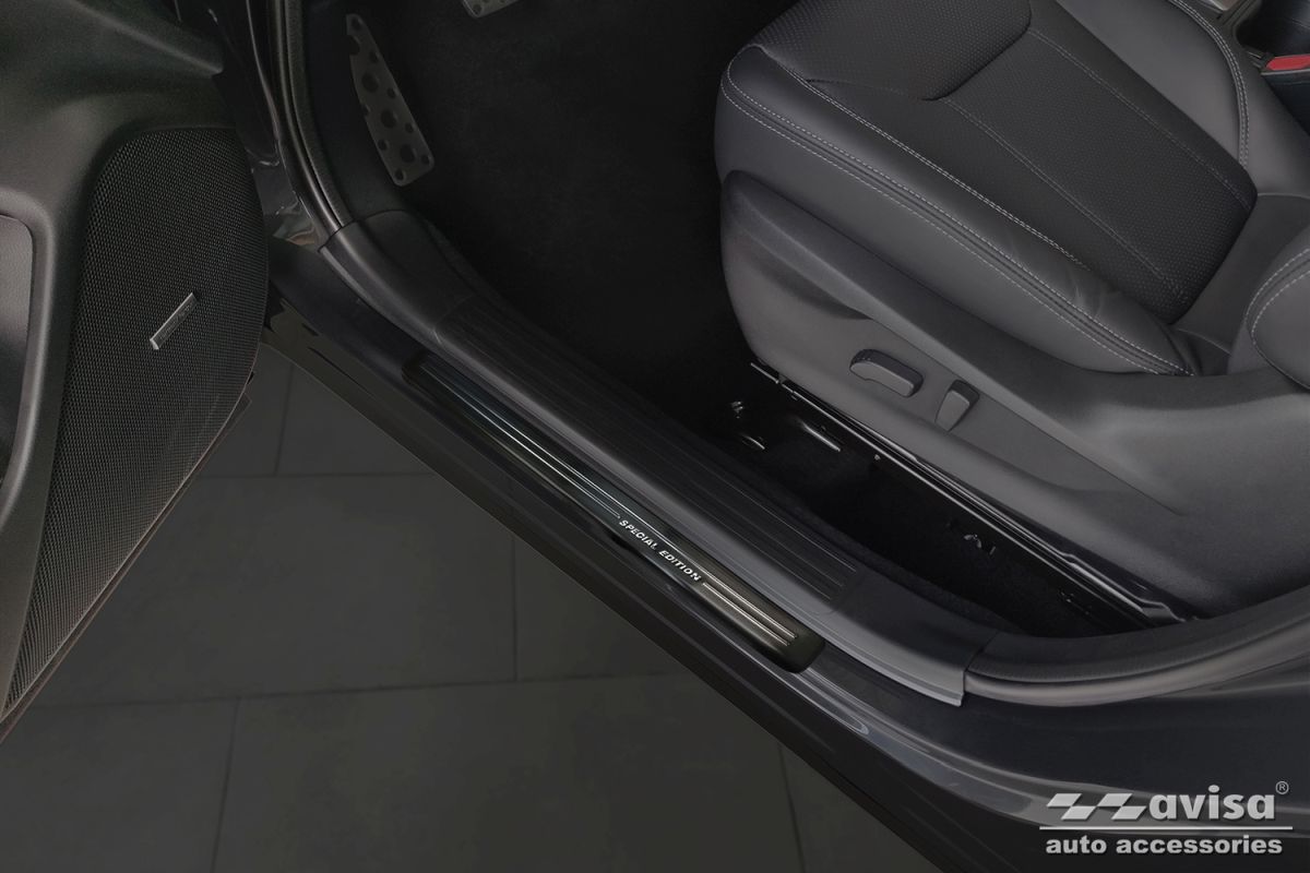 Ochranné kryty prahů, Subaru Forester V, 2018- , Special Edition , Black