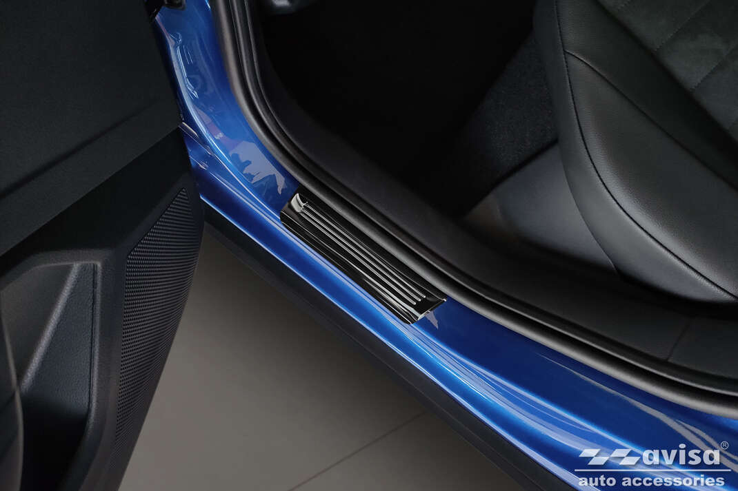 Ochranné kryty prahů, Seat Arona, 2017- , Glossy black