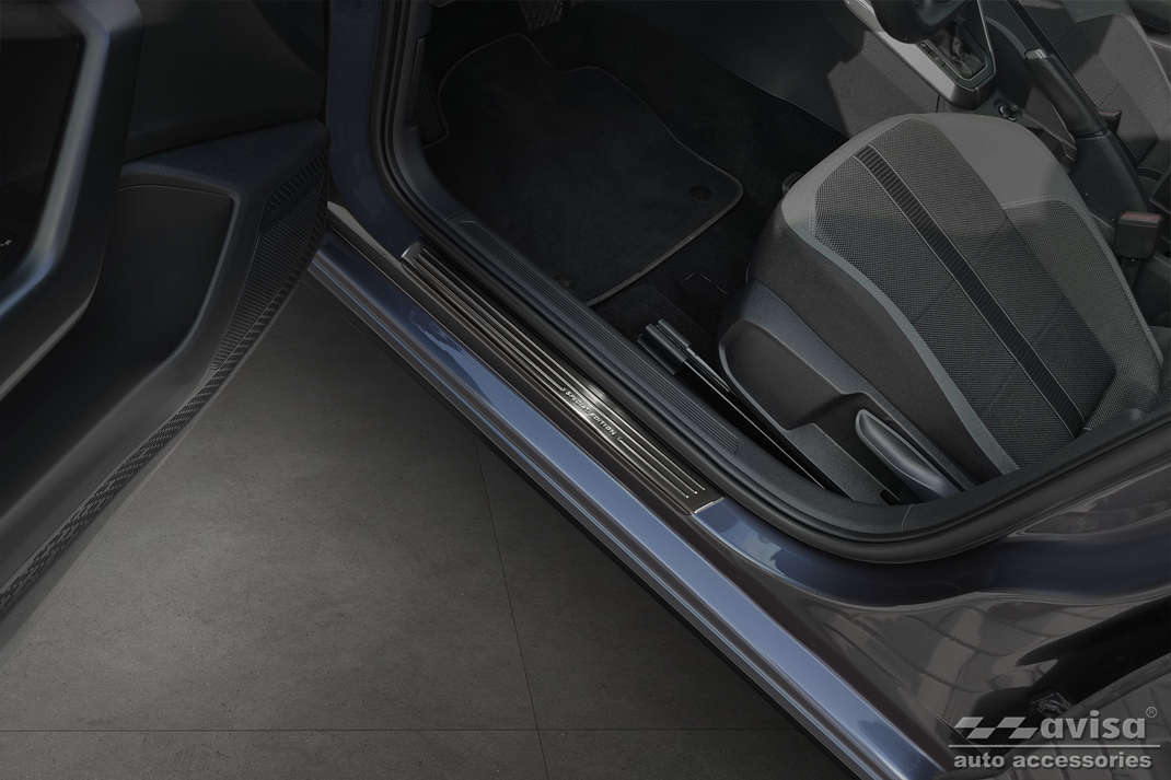 Ochranné kryty prahů, VW Polo VI, 2017- , Hatchback, Black