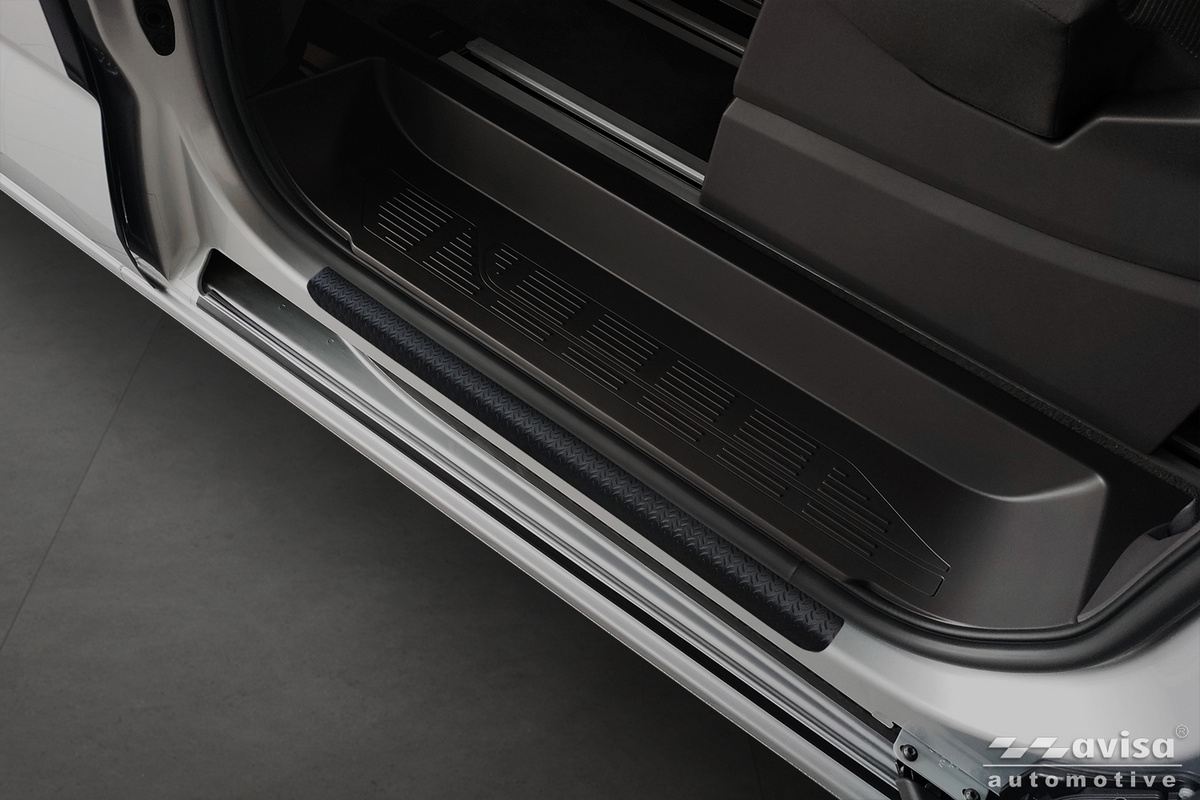 Ochranné kryty prahů, VW Transporter T7, 2021- , Black