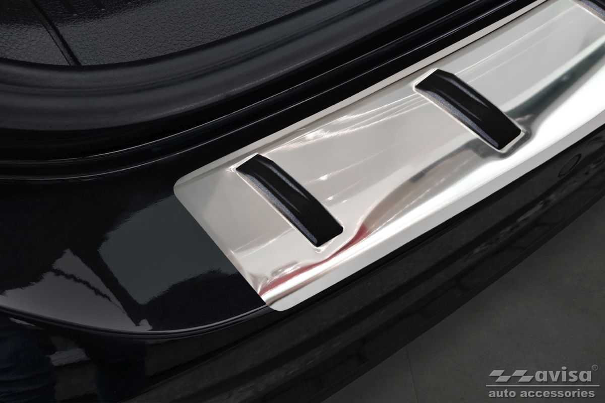 Lišta zadního nárazníku do  VW Golf VII, 2012-2016, Combi,, Variant, Strong-Silver