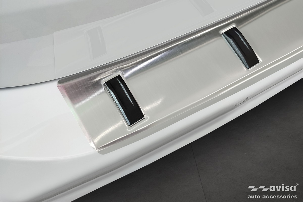 Lišta zadního nárazníku do BMW 3, G21, 2018-2022, Touring, Strong-Silver