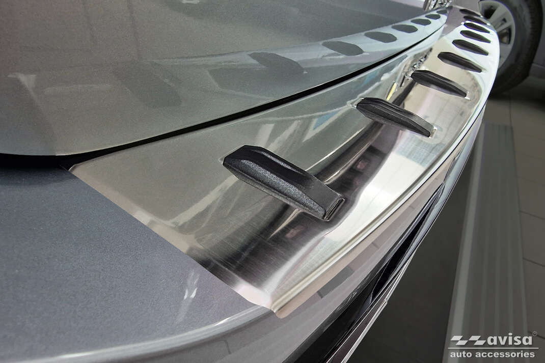 Lišta zadního nárazníku do VW Passat B9, 2024- , Variant, Combi, Strong-Silver