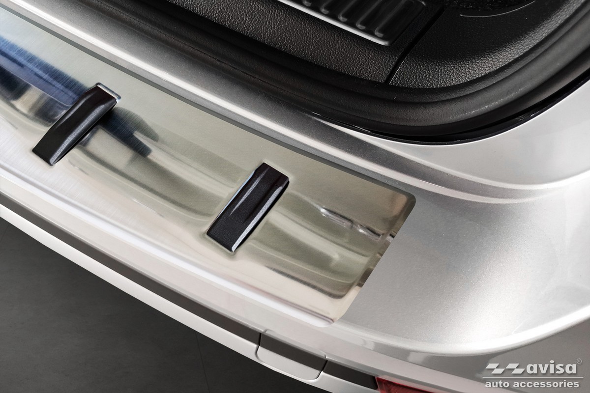 Lišta zadního nárazníku do Škoda Superb III, 2015-2024, Scout, Silver